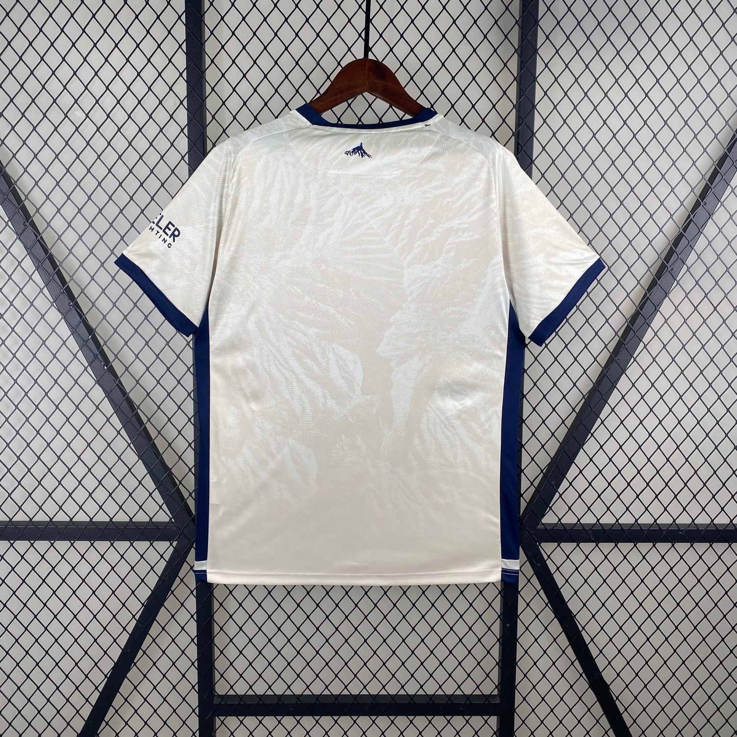 Equipación Visitante Osasuna 24-25